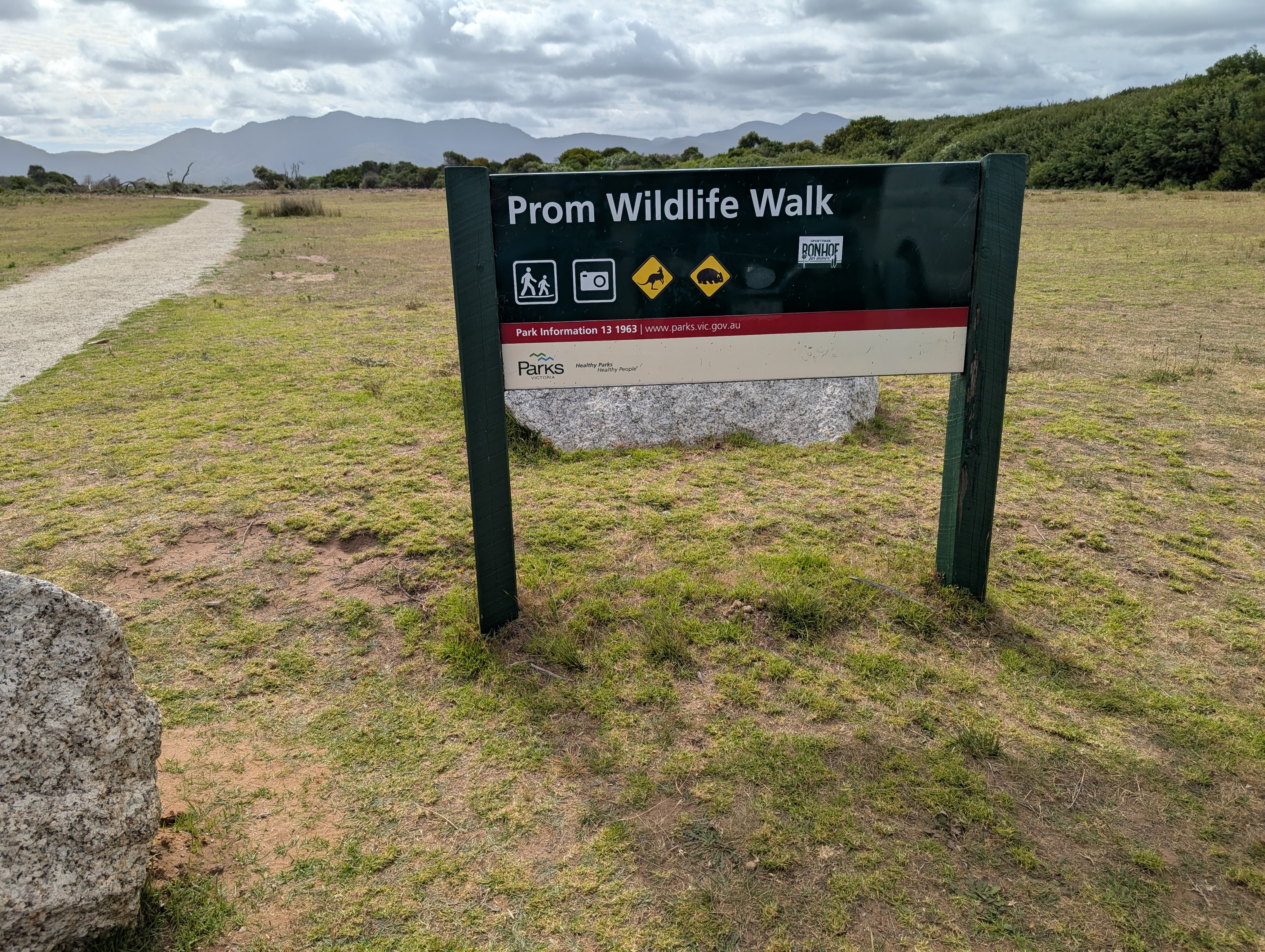 Nature scenes along Wildlife Walk
